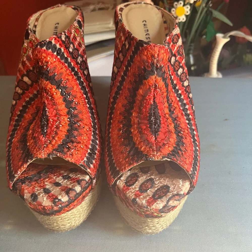 Chinese Laundry Women's Red Orange Patterned Espadrille Wedge Sandal